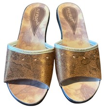 Fly Flot Metallic Bronze Wedge